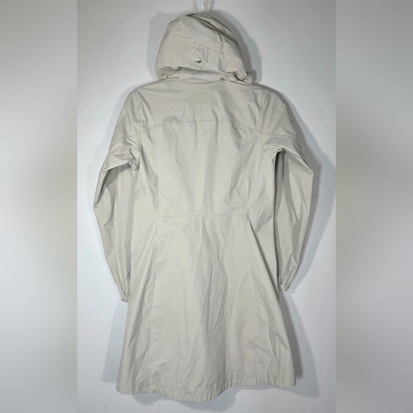 PATAGONIA TORRENTSHELL CITY RAIN COAT. - Picture 5 of 7